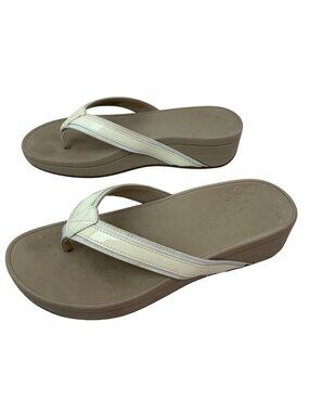 Vionic High Tide Orthotic Wedge Platform Thong Sandals Womens 8 White Tan